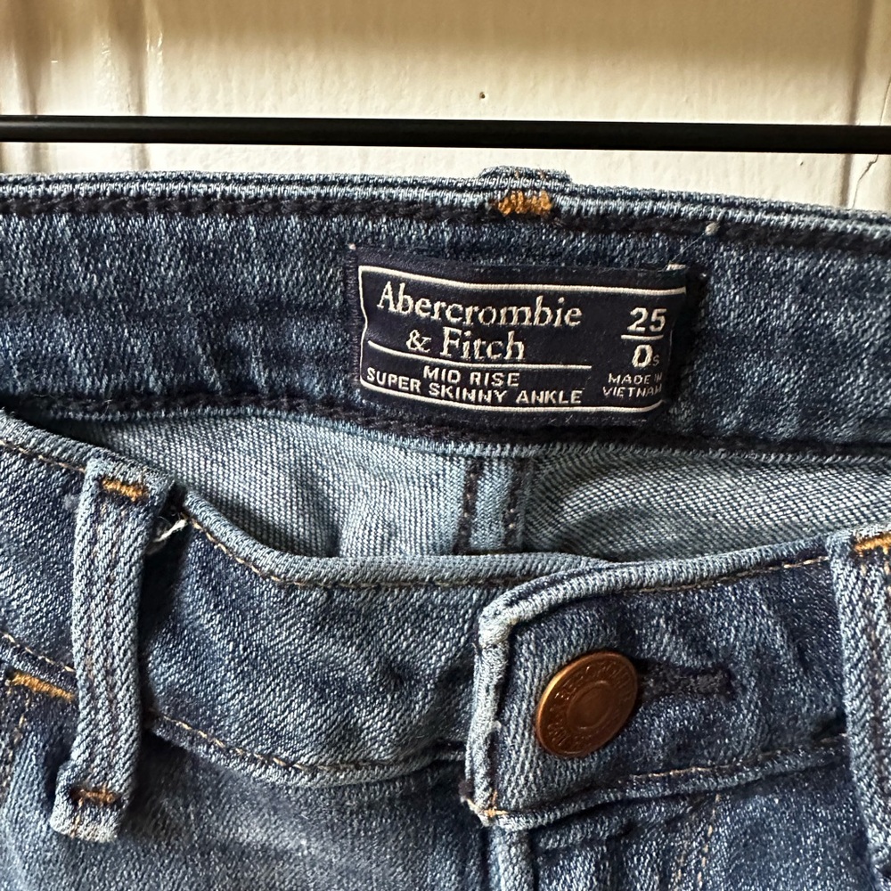 Abercrombie & Fitch Blue Denim Jeans